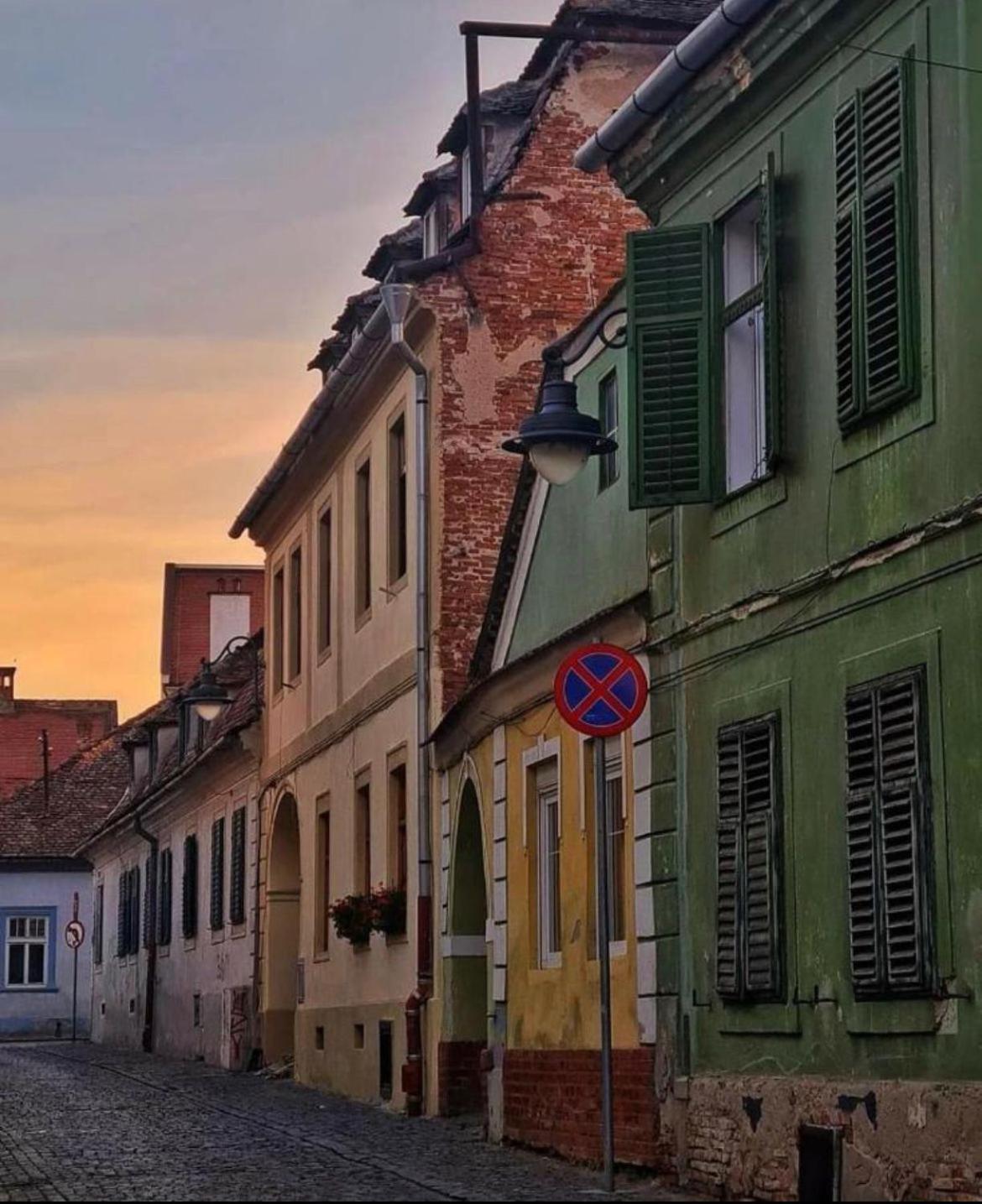 Wall St House Sibiu Dış mekan fotoğraf